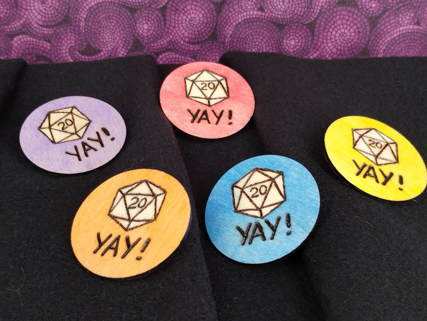 Wooden Badges D20