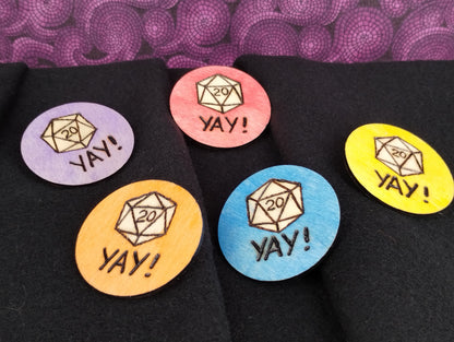 Wooden Badges D20